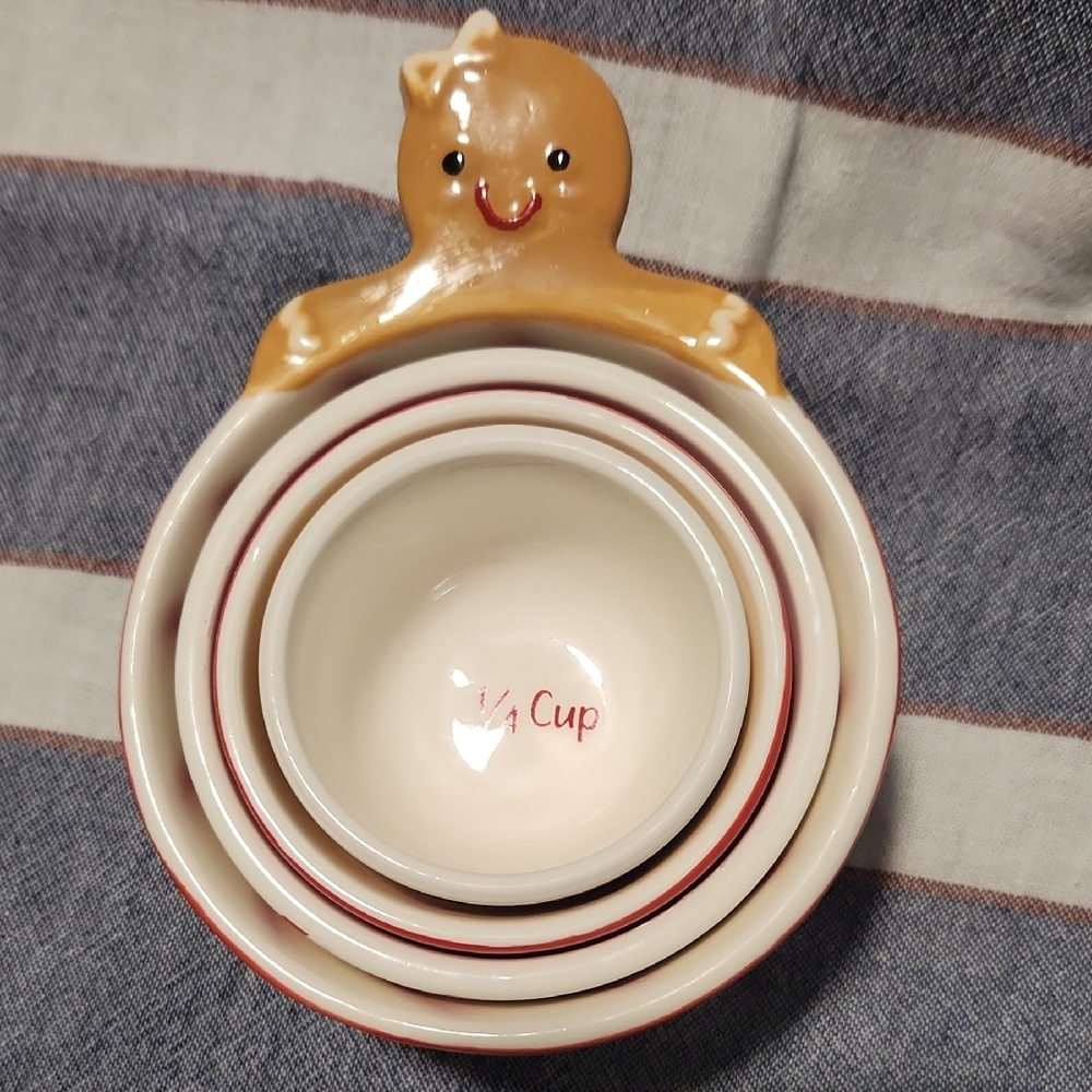 Ceramic Gingerbread/Candy Cane Measuring Cups